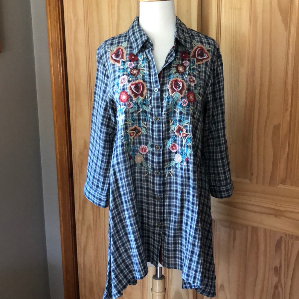 Kyla Seo navy gray plaid embroidered tunic shirt M